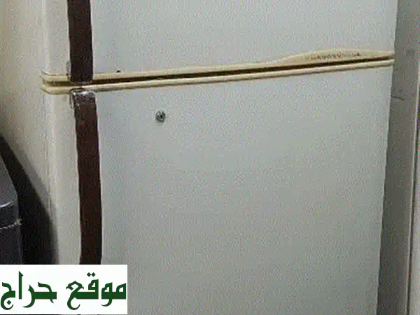 ثلاجة مستعملة بحالة ممتازة - ضمان 10 أيام! (سعر مغرٍ)