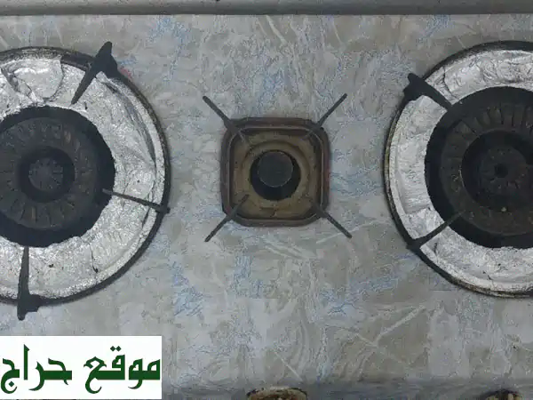 بوتاجاز مسطح 3 شعلة + منظم جديد! ✨ (نظيف جداً، سعر مغرٍ)