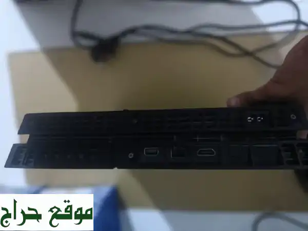 سوني 4 مستخدم شغال ونظيف 100% مع سلك السوني الأصلي ما...