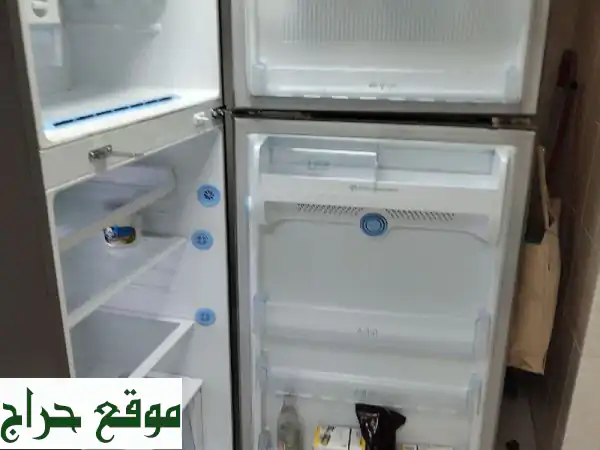 ثلاجة LG أوروبية الصنع - بحالة ممتازة! (1000 درهم...