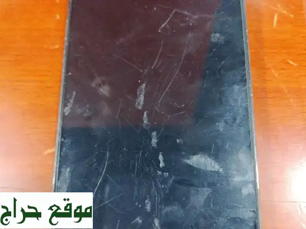 هاتف ذكي بحالة ممتازة - 128 جيجا، شاشة جديدة، بطارية قوية! - 500 ريال قابل للتفاوض