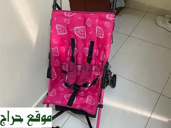 عربة أطفال نظيفة ومعقمة للبيع - جاهزة لمغامرات طفلك!