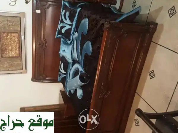 غرفة نوم كلاسيكية فاخرة كاملة -  تصميم فاخر، جلد...