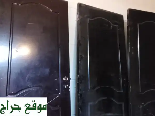 أبواب خشب فلاش مستعملة بسعر لا يقاوم! 35 دينار فقط...