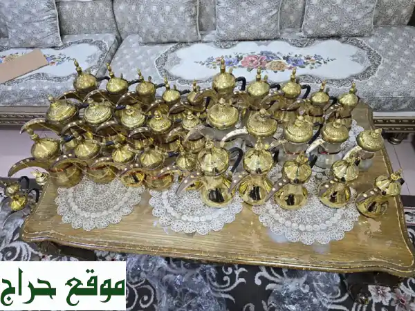 دلال قهوة عربية أصيلة: أطقم فاخرة بأسعار جملة في أبوظبي