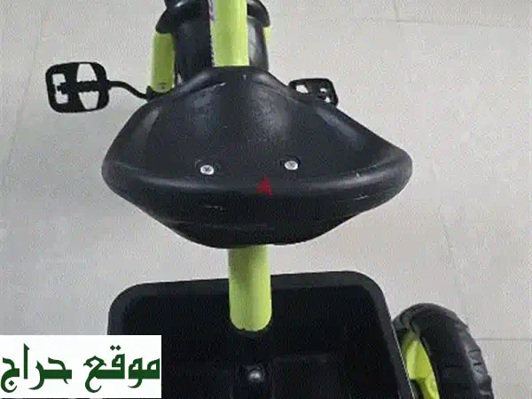 دراجة أطفال جديدة بسعر لا يقاوم! 4 ريال عماني فقط!
