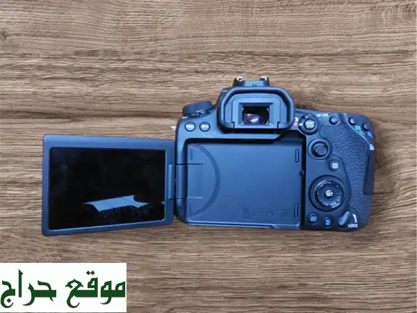 كاميرات كانون احترافية للبيع: 90D، 250D، وجام بل RS3 mini مع عدسات إضافية!