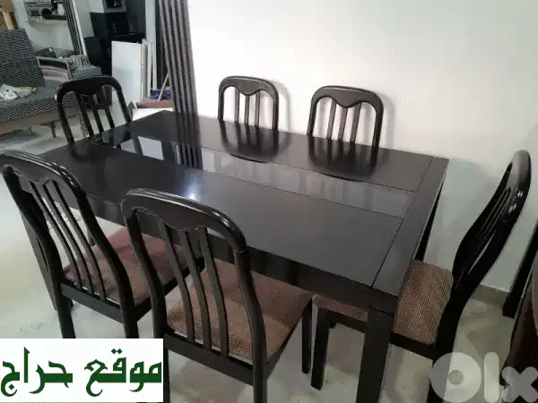 طاولات صُفرة أوروبية شبه جديدة -  أضف لمسة أناقة لمنزلك!