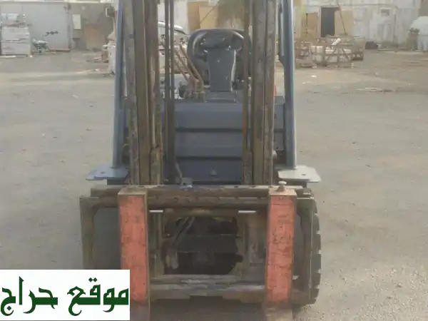 سكين فورك لفت 3 طن موديل 2013 - نظيفة وجاهزة للعمل!