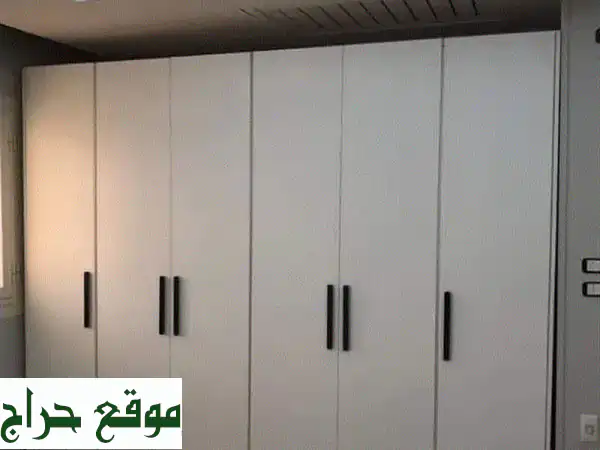 خزائن ملابس أنيقة وعملية للبيع - مساحاتك تستحق الأفضل!