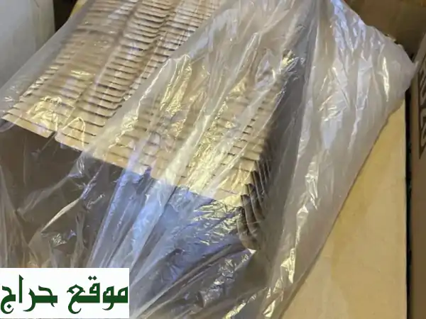 علب سفر آمنة ومتينة: كرافت وبلاستيك - مثالية لمشروعك!