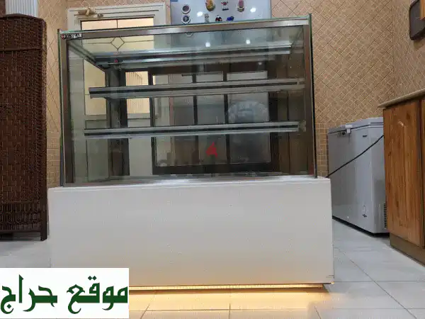 ثلاجة عرض هالبي مستعملة بحالة ممتازة - عرض خاص!