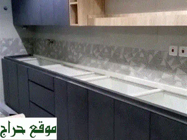 فني مطابخ ألومنيوم متميز: فك، نقل، تركيب،...