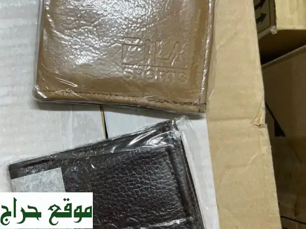 محفظة نقود رجالية في الوان متعددة 1200 قطعة بسعر 500 درهم