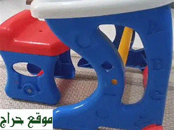 فرصة لا تعوض! طاولة دراسة أطفال مستعملة 3 أشهر فقط - بسعر 10 ريالات! (خصم 67%) - الحيل الجنوبية