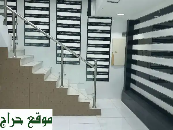تجهيز محلات تجارية احترافي: تصميم ديكورات، لوحات، بديل خشب ورخام | خدمات تجهيز متاجر