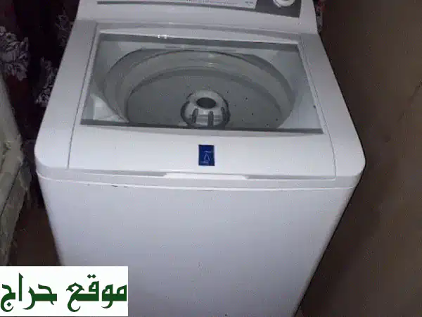 غسالة ملابس عملاقة - صنع في المكسيك - بحالة ممتازة!