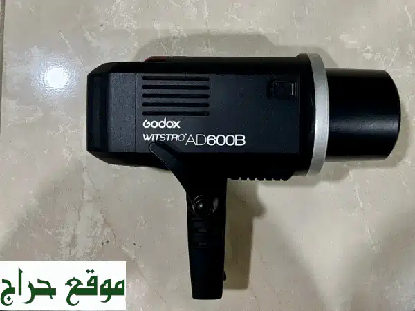 Godox AD600B TTL HSS فلاش احترافي - بحالة ممتازة! (215 دينار)
