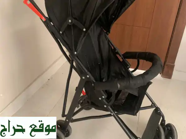 عربة أطفال خفيفة الوزن وعملية: سهولة التنقل مع طفلك!