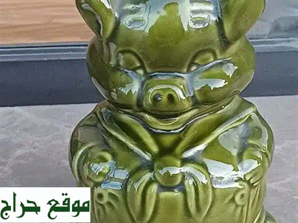 قجة سيراميك أوروبية عتيقة - تحفة فنية يدوية الصنع بسعر لا يصدق!