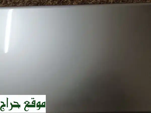 لاب توب Toshiba i5 Satellite بحالة ممتازة! (خصم خاص!)