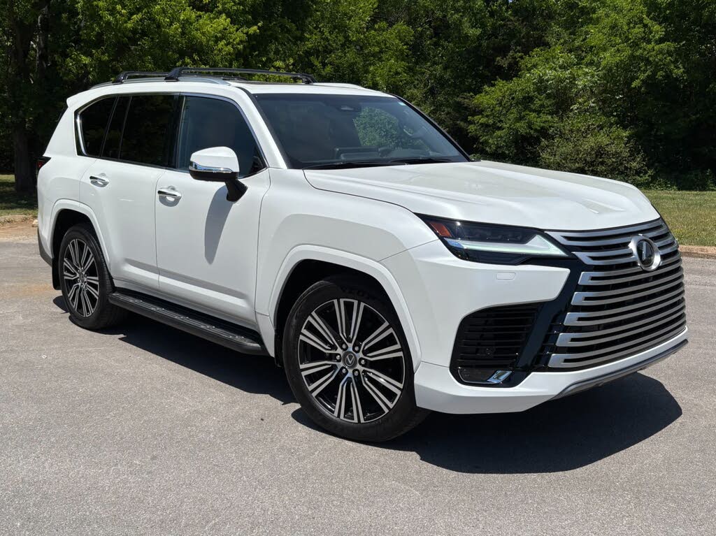 2025 Lexus LX 600 Luxury AWD WhatsApp(+971586703639)