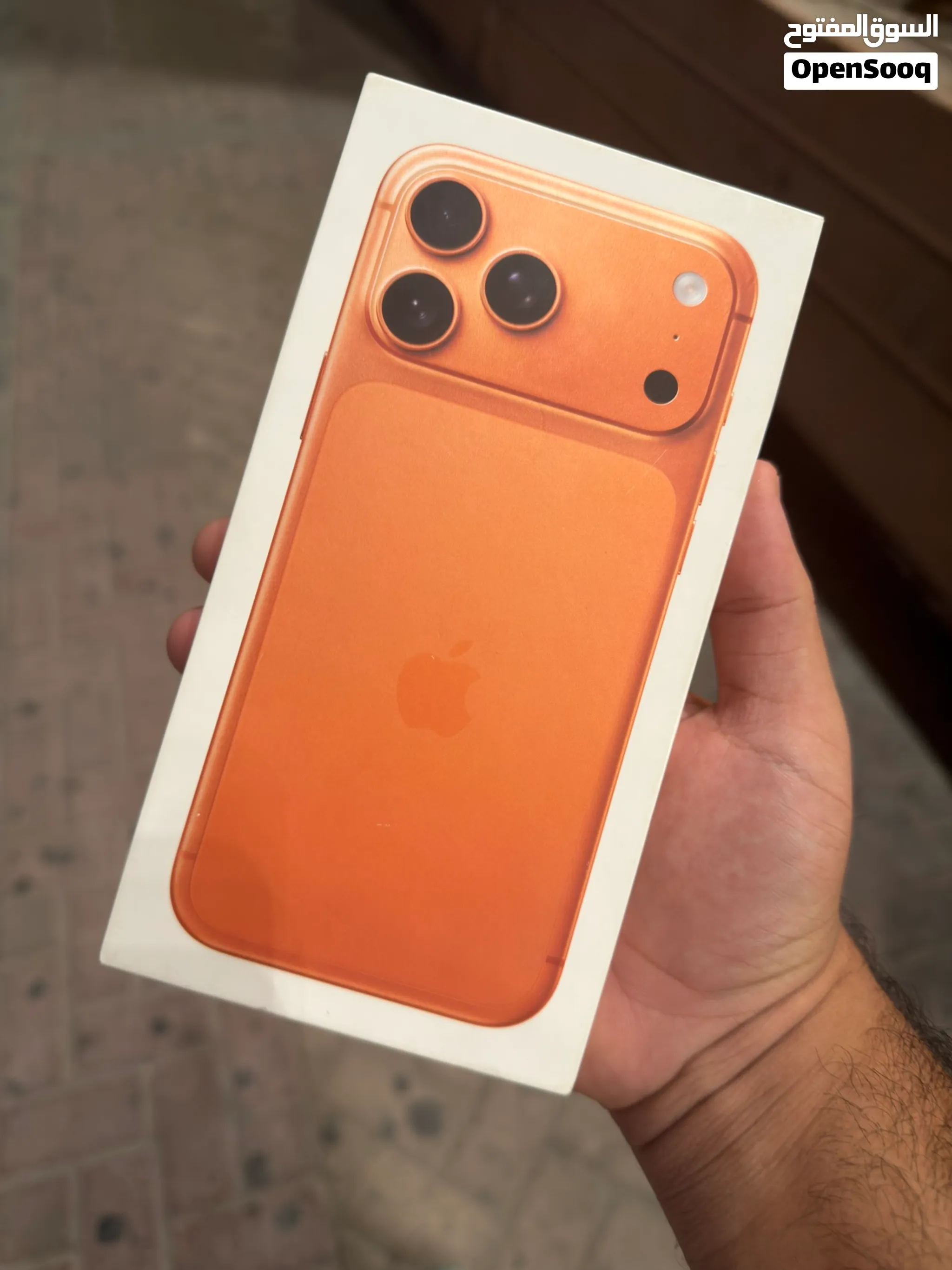 New iPhone 17pro max with warranty 1 year from agent Bahrain