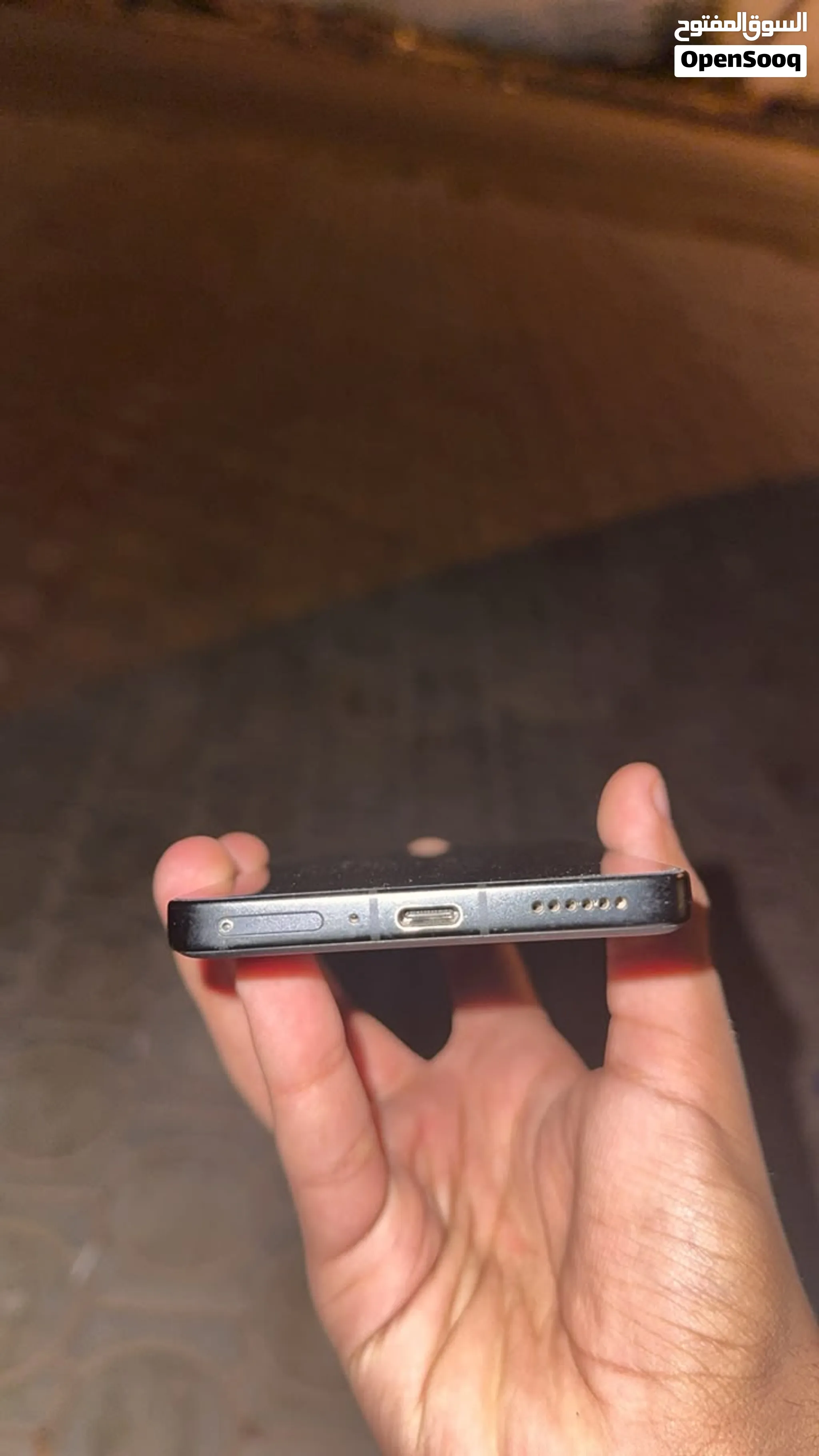 Poco f7 ultra للبيع للعلم الهاتف غير مفتوح او خاضع تحت الصيانه ابدا