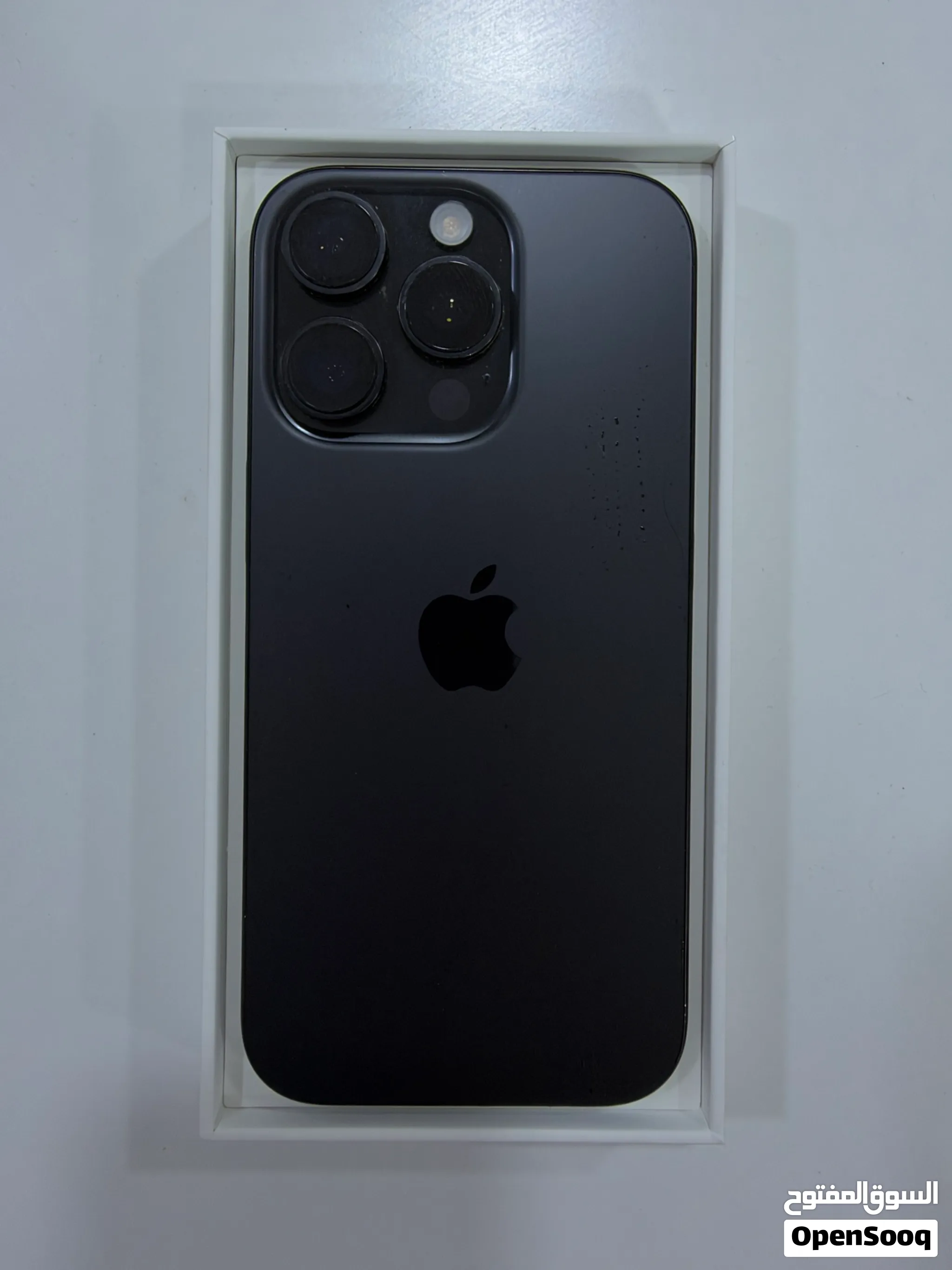 iPhone 16 Pro 512GB أسود – استخدام شخصي – 83% بطارية