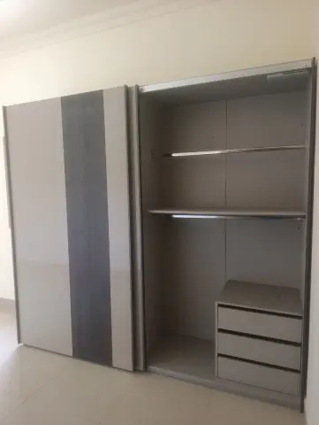 For sale 4 - doors wardrobe American brand Size 2.40*65 Each door 0.55*50 Total doors BD4 5