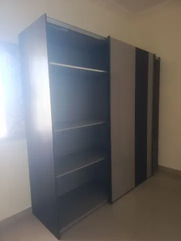 For sale 4 - doors wardrobe American brand Size 2.40*65 Each door 0.55*50 Total doors BD4 4