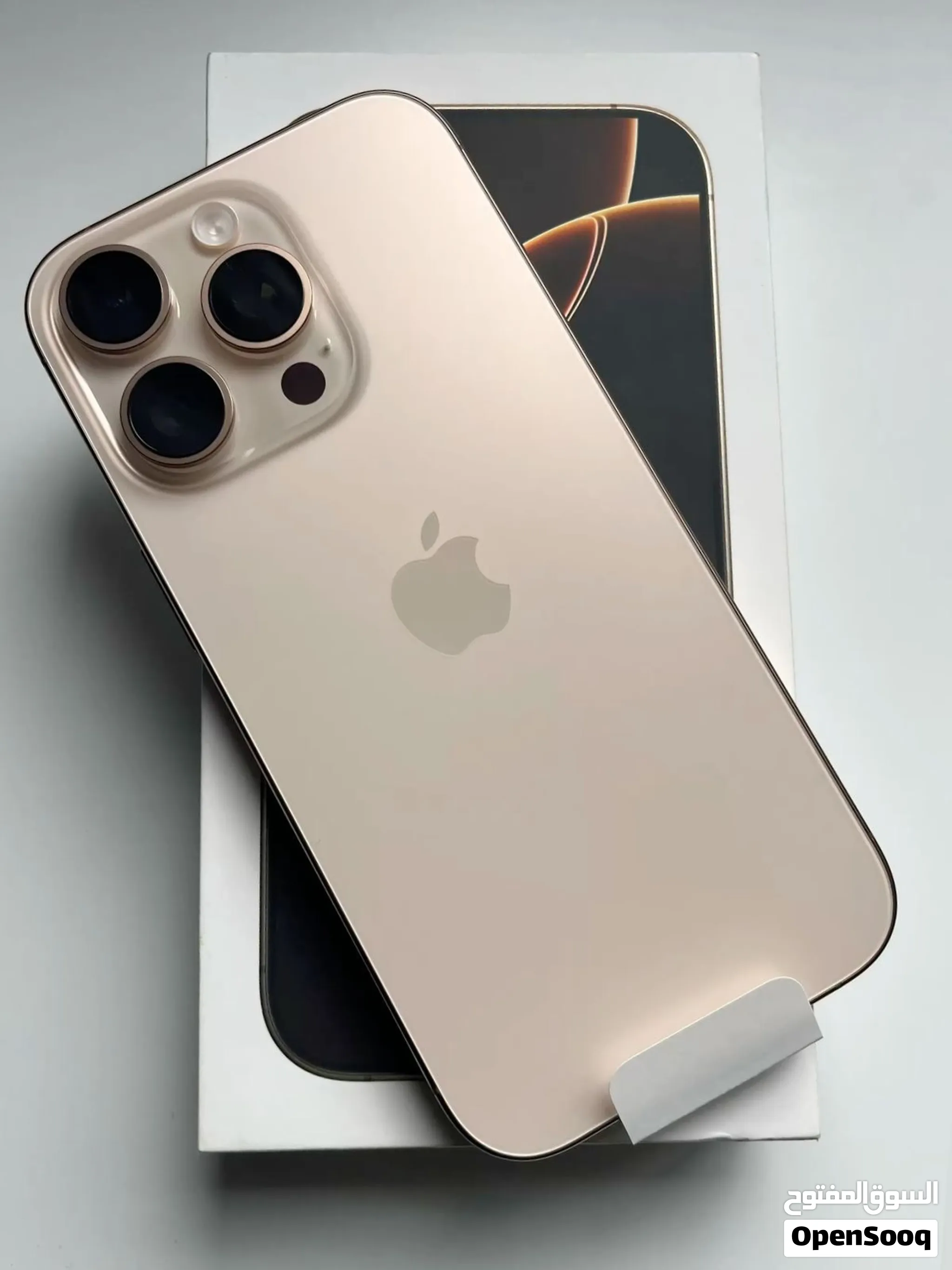 iPhone 16pro max للبيع استعمال خفيف بطاريته 91% حالته نظيف ما فيه اي خدوش وممتا