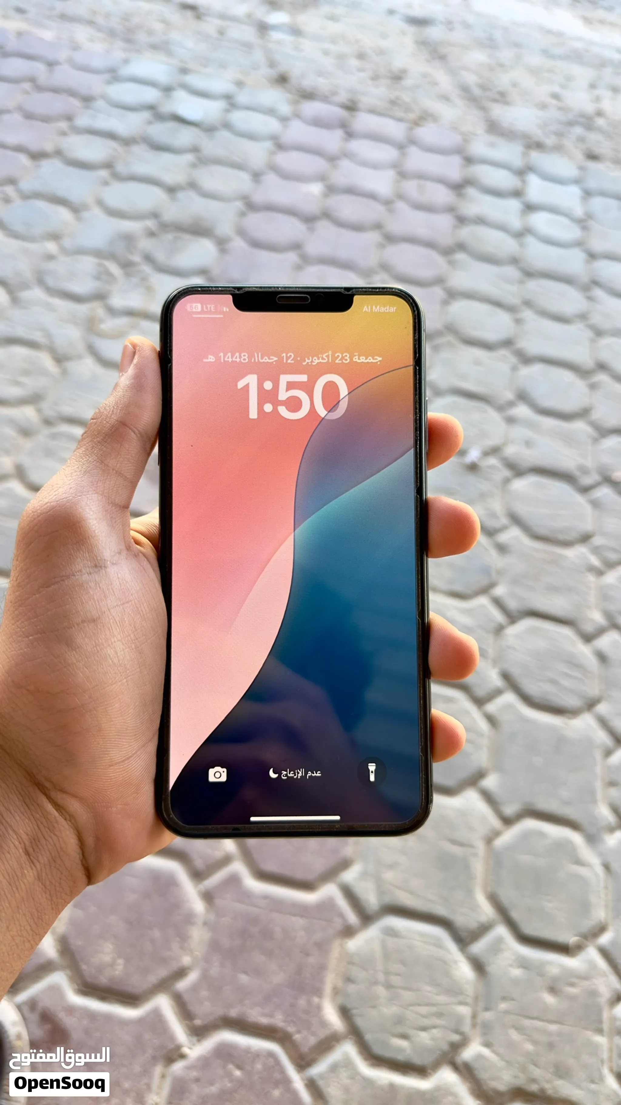 للبيع آيفون XS Max – اللون الأسود