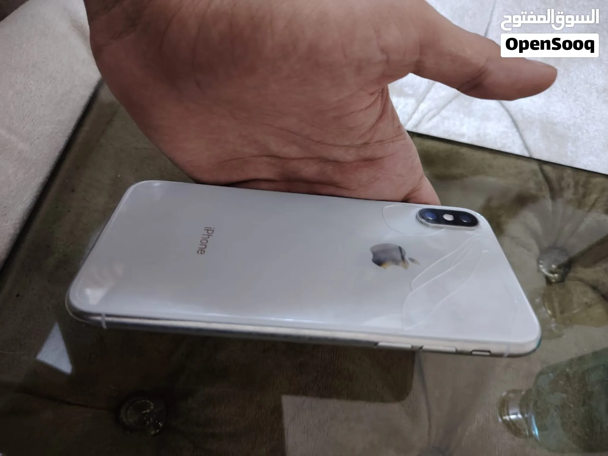 ايفون XS ابيض