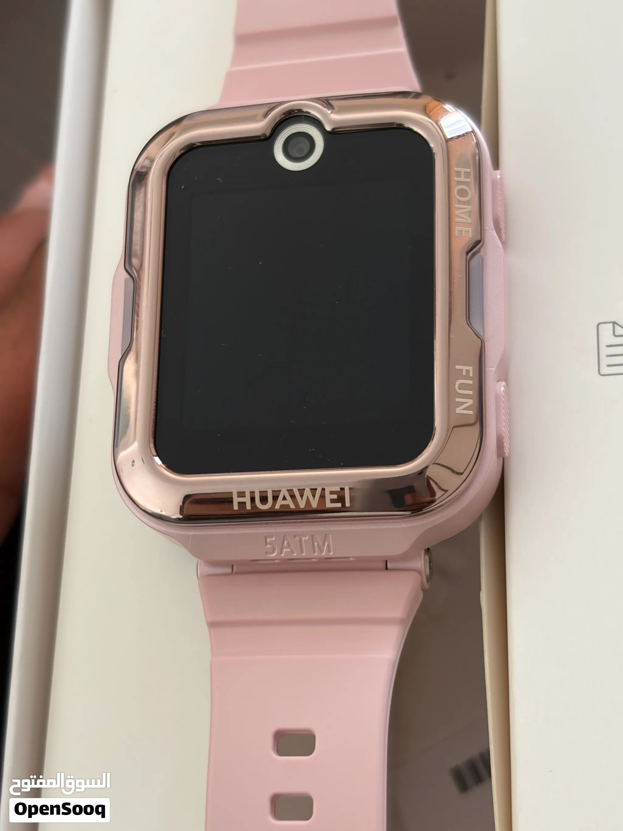 Brand new huawei watch kids 4 pro with camera and gps and box available