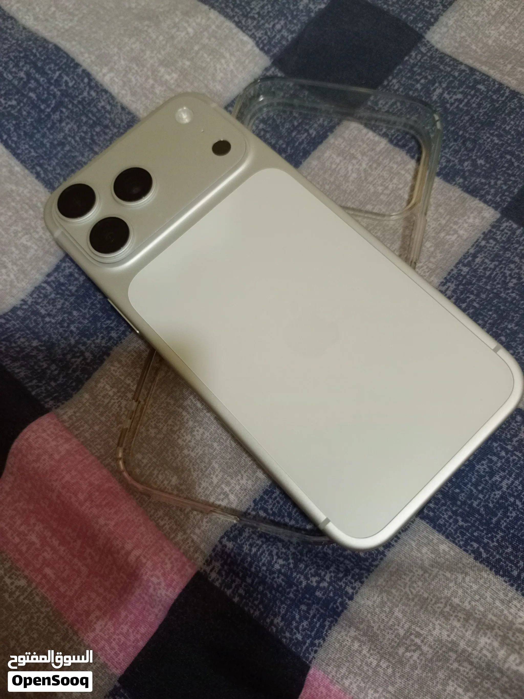 iPhones 17 pro max 100% battery health new mobile