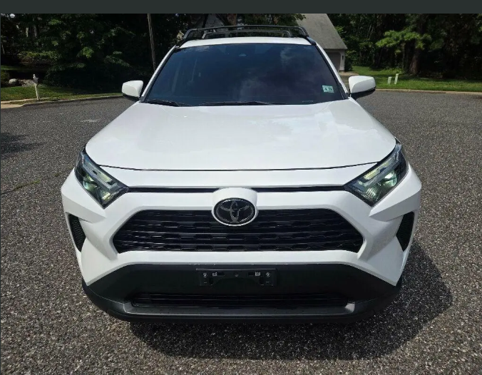 Pre Owned 2025 Toyota RAV4 XLE Full Options