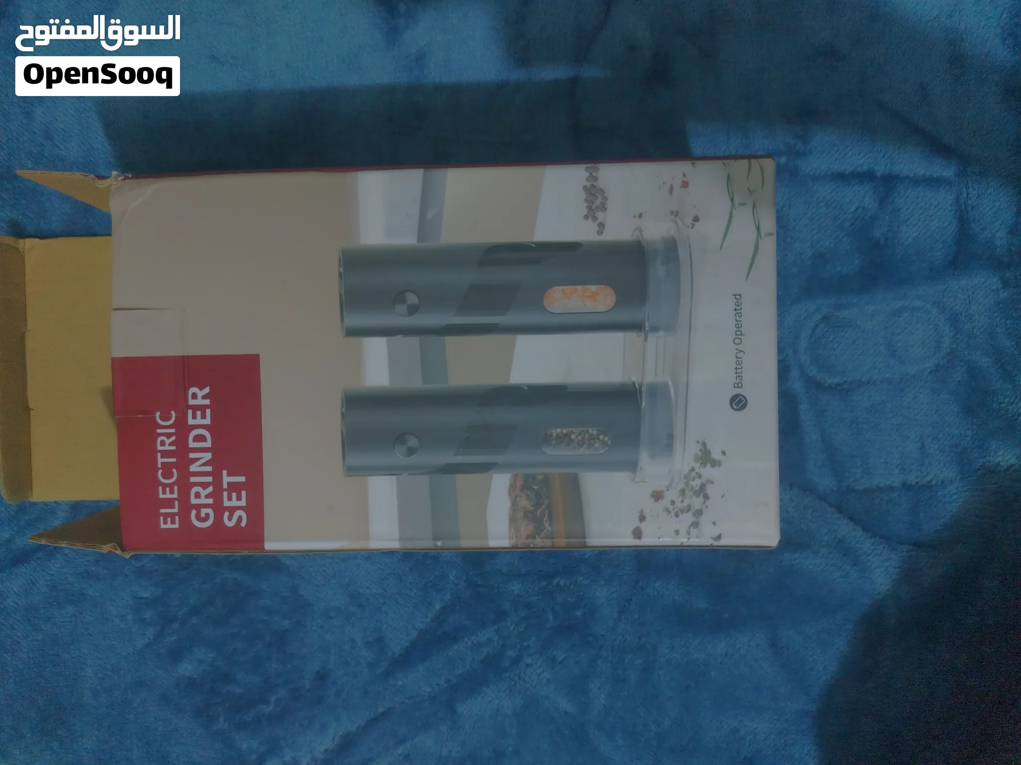 طقم مطاحن ملح وبهارات كهربائي أنيق (قطعتين) طقم مطاحن كهربائي يعمل بالبطارية بضغطة زر واحدة.