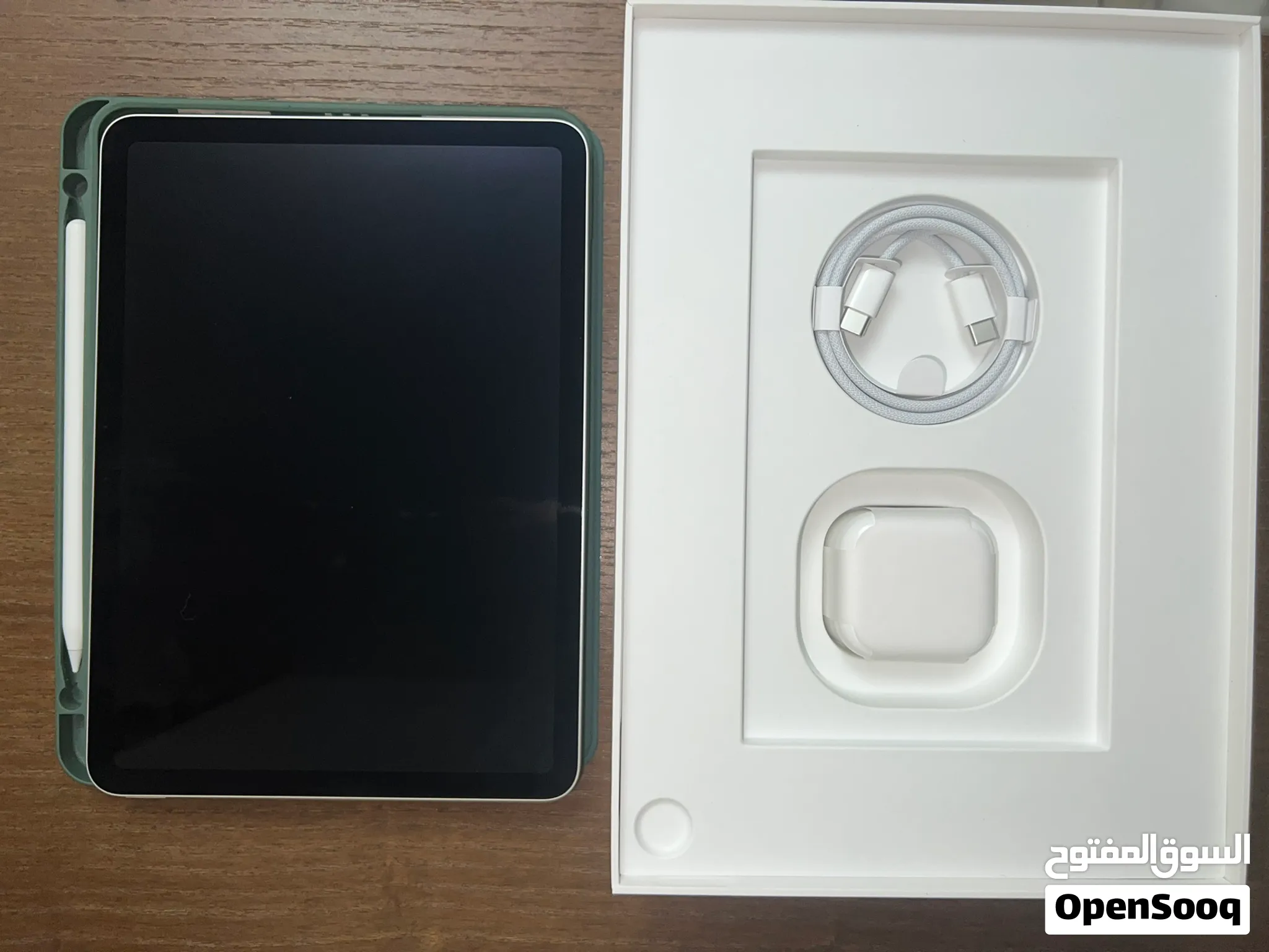 iPad Air (6th Generation) M2 11-Inch 128GB With Pencil Pro - Battery 100%
