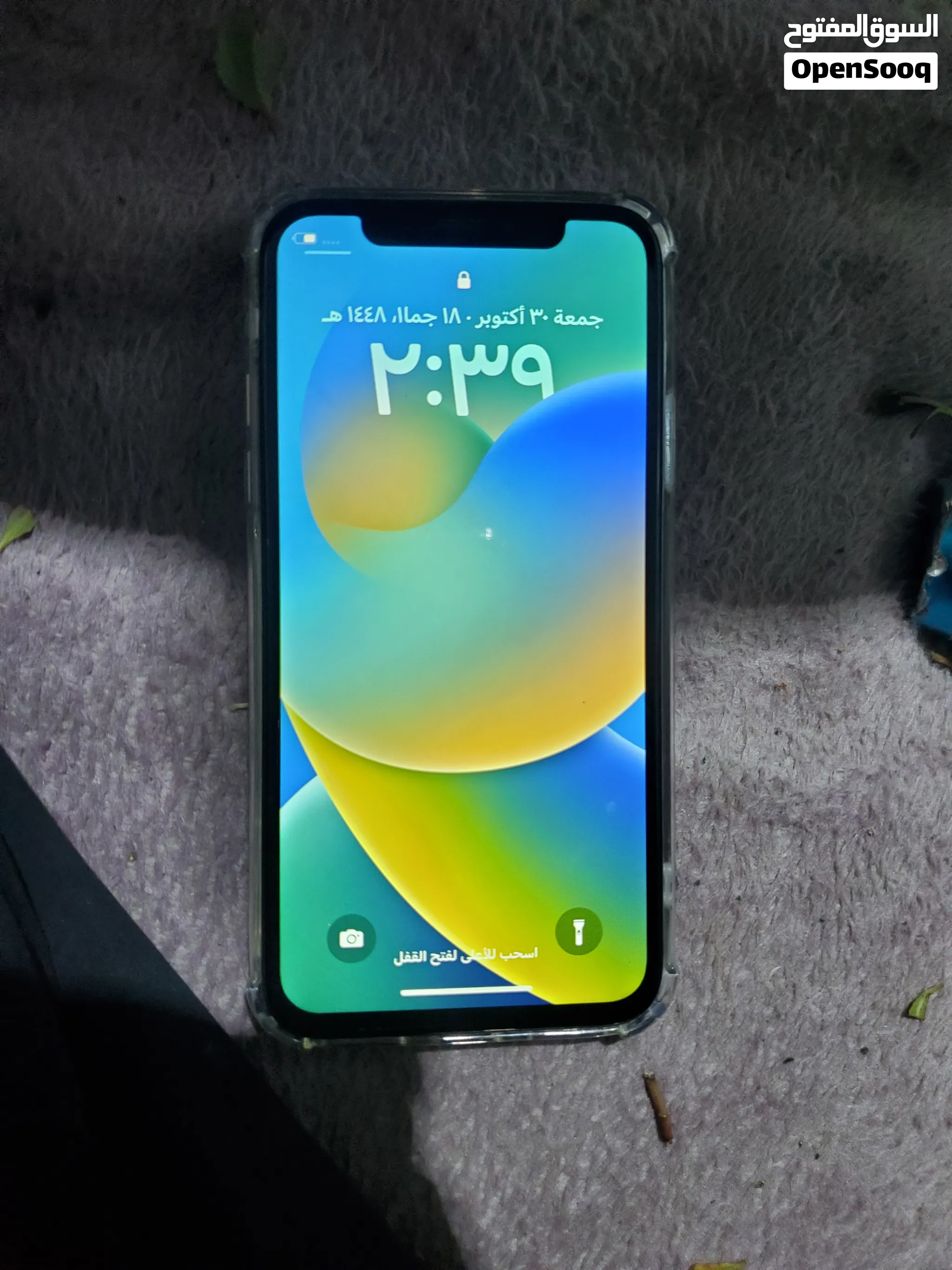 ايفون x بذاكره 256 عررطه جداا ب 35 الف