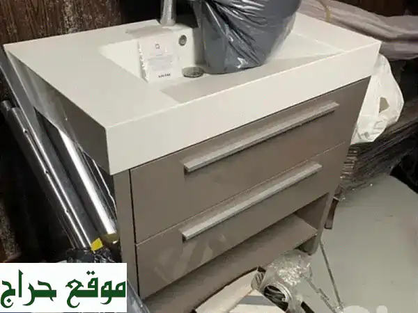 مغسلة جديدة فاخرة مع خلاط باب أول للمنزل والمطاعم...