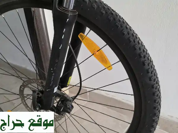 فرصة لا تعوض! دراجة هوائية جبلية شبه جديدة (استخدام شهر واحد) للبيع في أبو ظبي