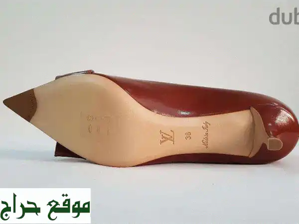 ✨ حذاء لويس فيتون أصلي وجديد: أناقة Acacia Pump بخصم مذهل (وفري BHD 305!) ✨