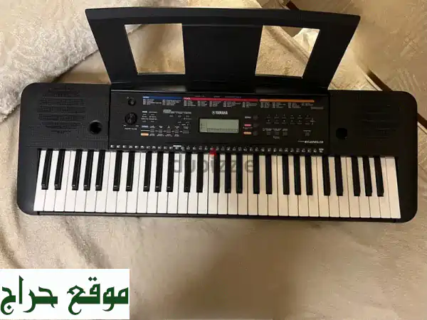 piano yamaha  PSRE263 for sale