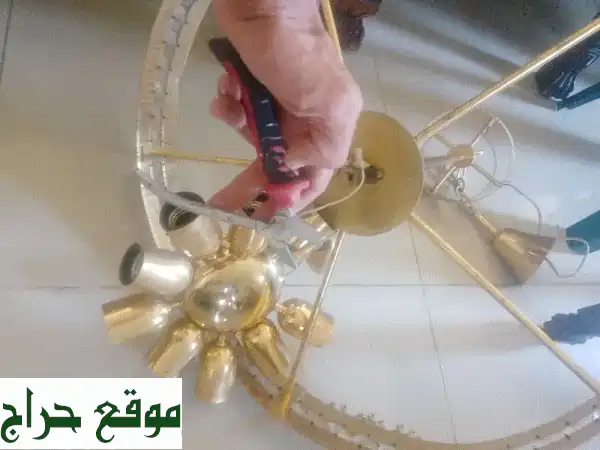 استعادة بريق ثرياتك بلمسة احترافية | صيانة وتنظيف الثريات (قديمة وجديدة) في صيدا بيساريه