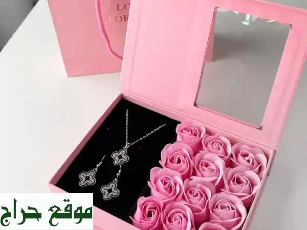 بوكس هدية فاخر: مفاجأة الحب والرومانسية المثالية...