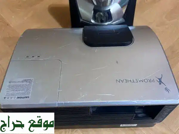 🚀 فرصة ذهبية! بروجيكتور Full HD بحالة ممتازة (كالجديد)...