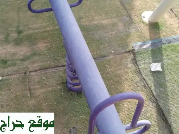ألعاب حديقة متينة بحالة ممتازة للبيع زحليقة مرجوحة ميزان سعرهم وقت الشراء 6000