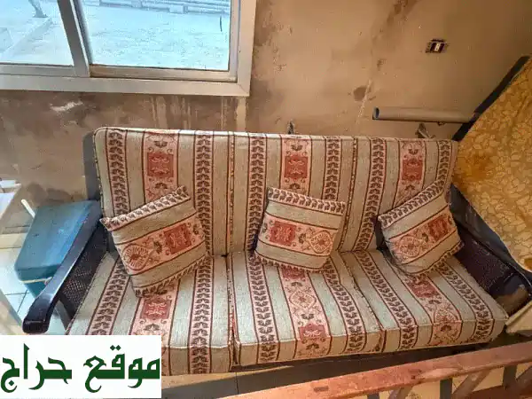 أضف لمسة فخامة لمنزلك: طقم صالون كنبايا فاخر | كنب...