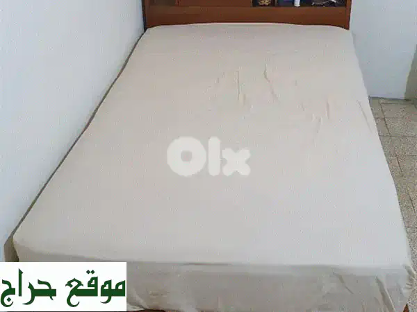 فرصة لا تفوّت: سرير مفرد ونص (٢٢٠x١١٠) بمرتبة وجرور...